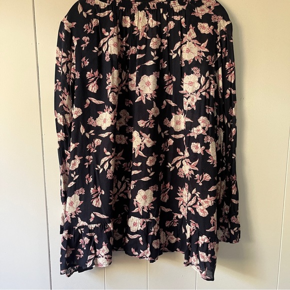 Floral Blouse - Picture 4 of 7